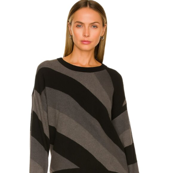 7 For All Mankind Black Striped Cozy Sweater - NWT Size Small - Picture 1 of 3